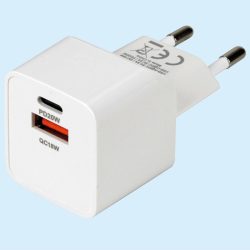 Caricatore da rete con 1 USB 1 USB-C 38691 Belletti